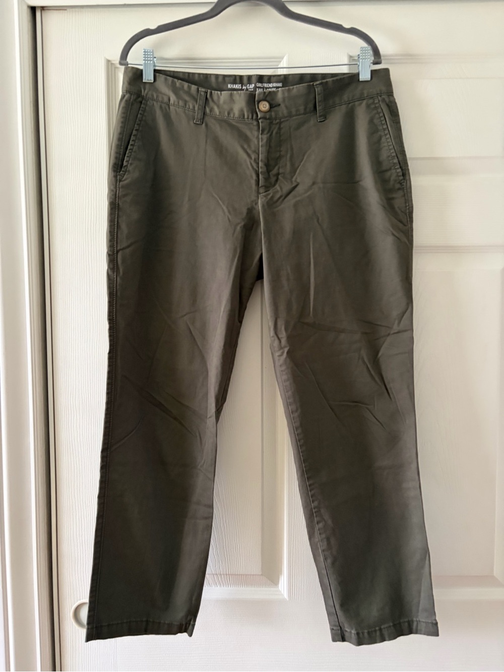 GAP Women's Olive Girlfriend Khakis Pants